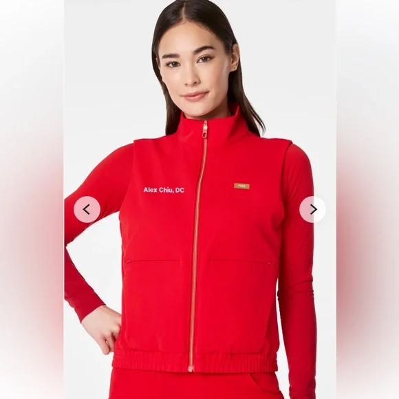 NWT FIGS Women’s Hibiscus Sydney Vest
XS - Hibiscus - Picture 3 of 7